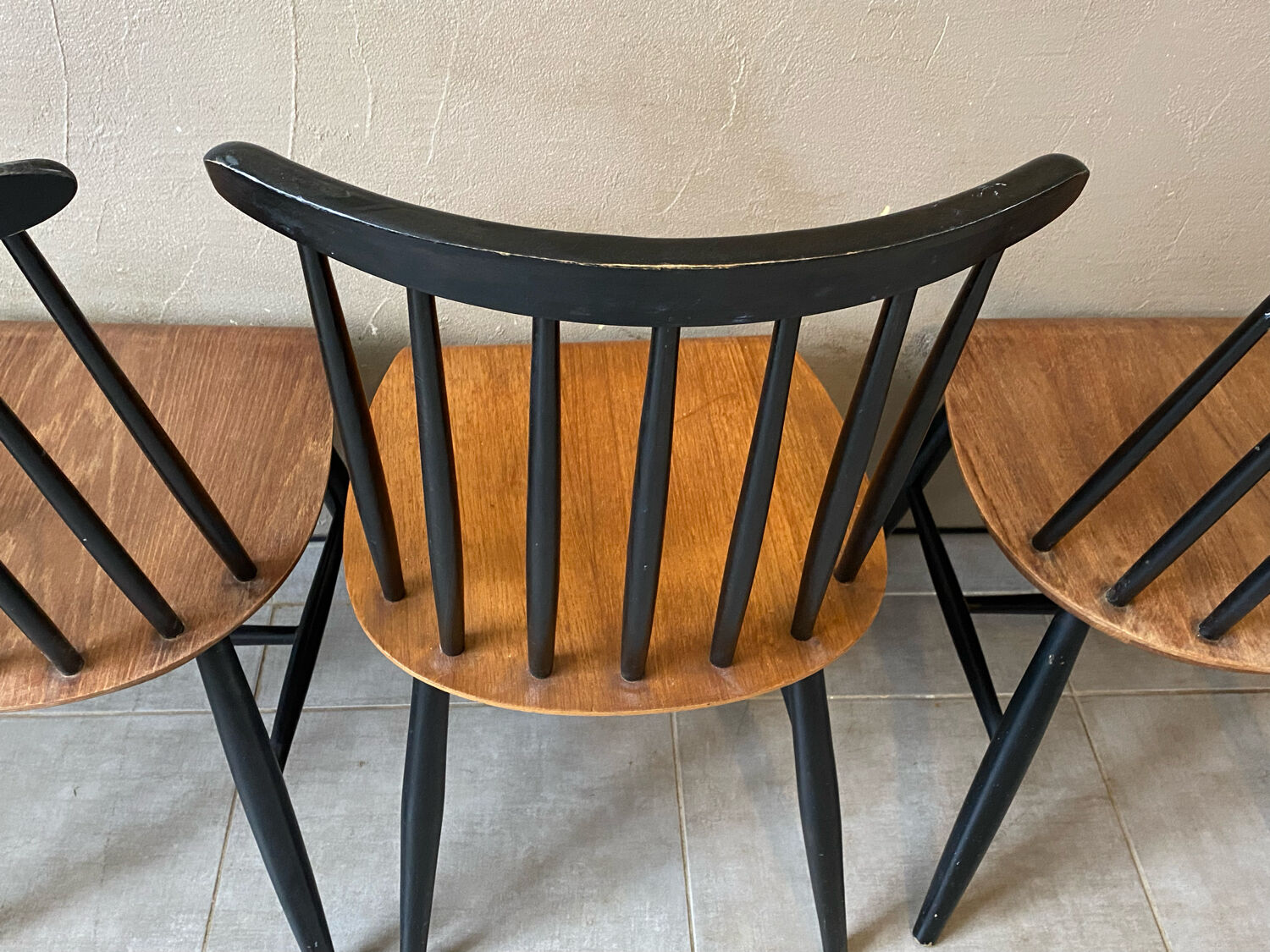 3 vintage Fanett chairs, Tapiovaara model, Stol Kamnik edition
