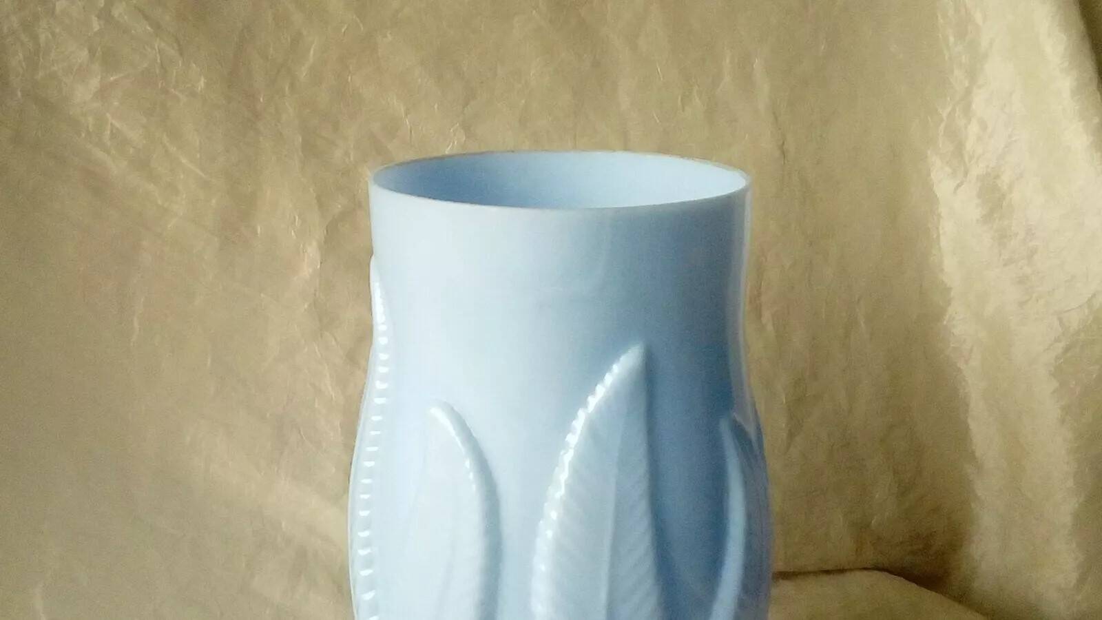 Opaline vase with flames and foliage decoration in relief, art nouveau period