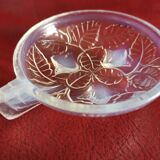 5 cups d'avesn france , art deco hazelnut pattern 11 cm , opalescent glass