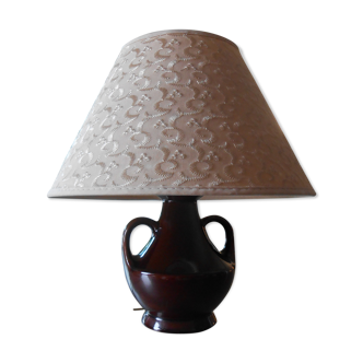 Ceramic body lamp with handles