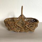 Small wicker basket