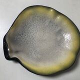Empty oyster shell pocket by Pol Chambost