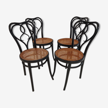Suite de 4 chaises de Bistrot Thonet cannage année 1920