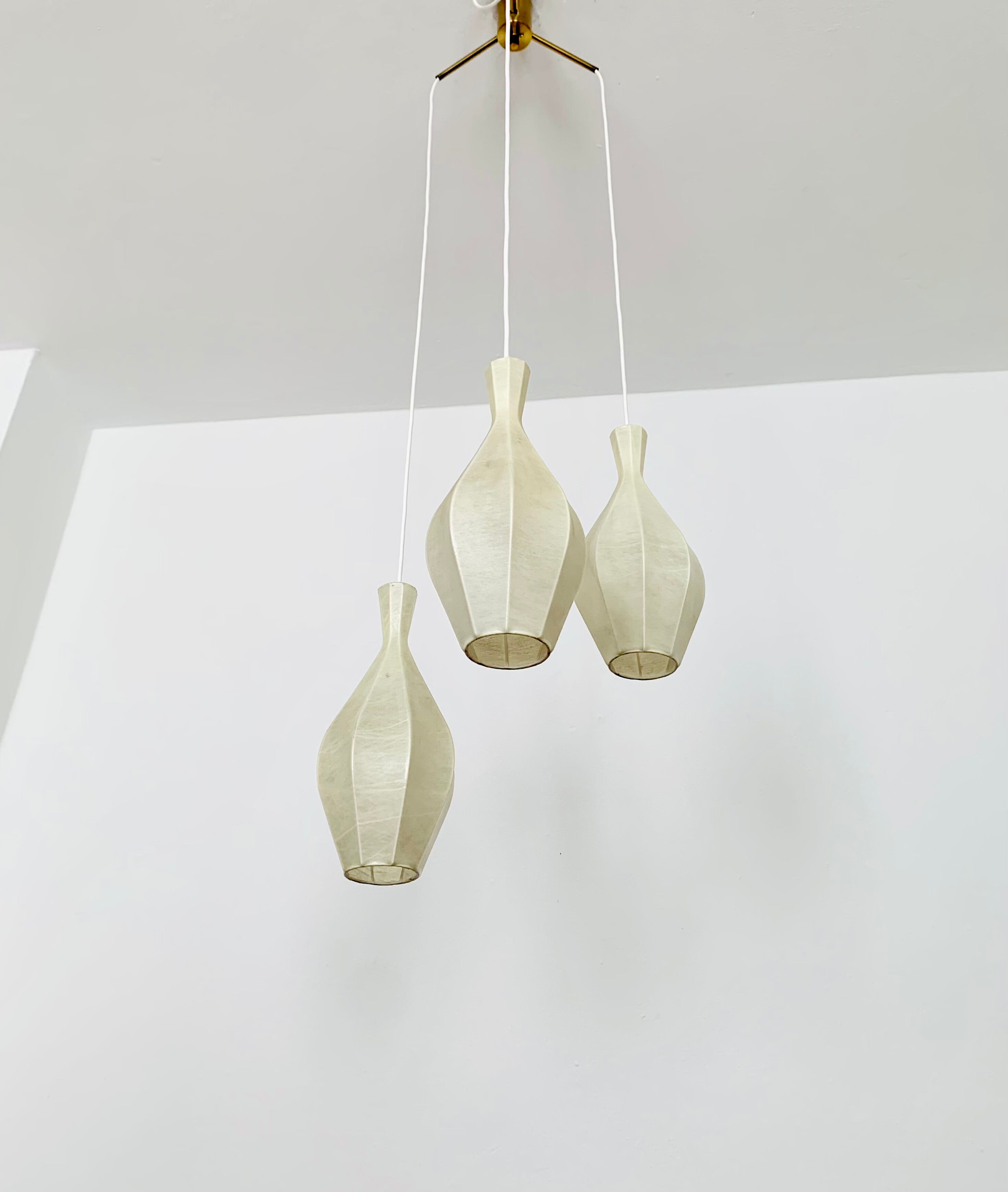 Cocoon cascade lamp