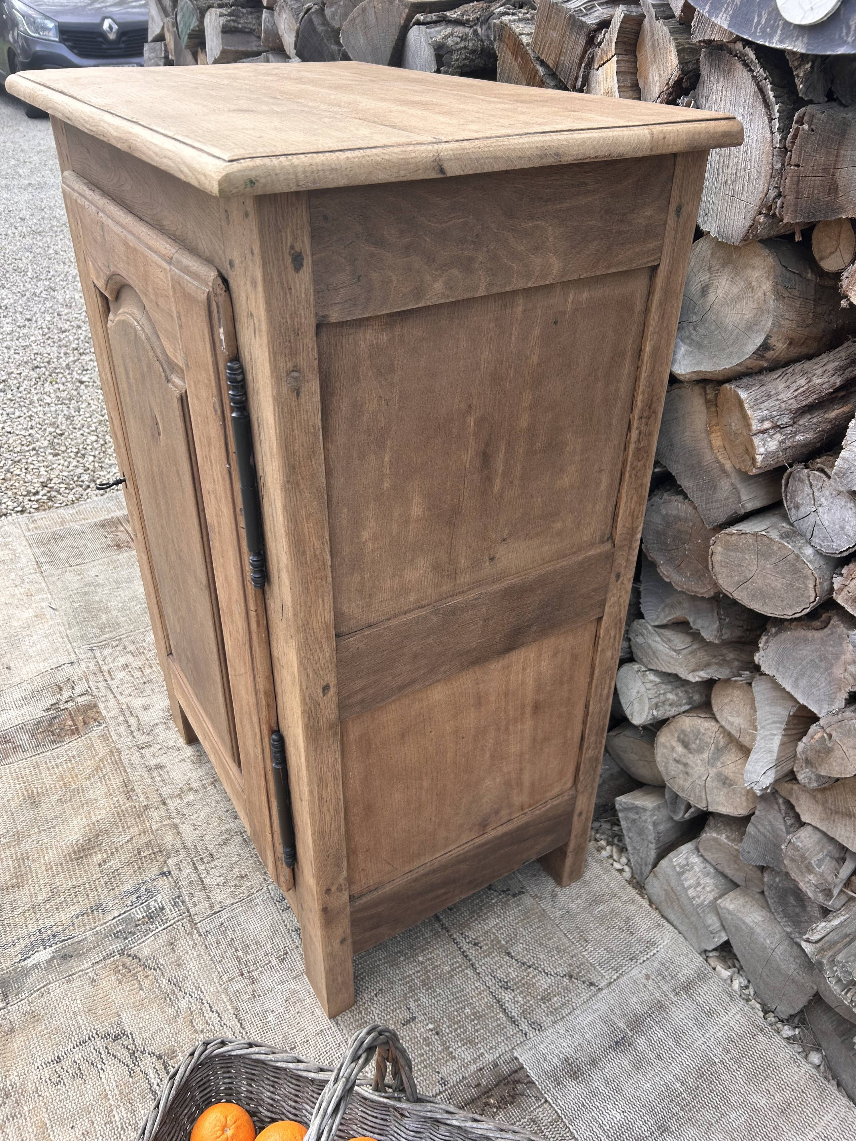 Solid oak confiturer