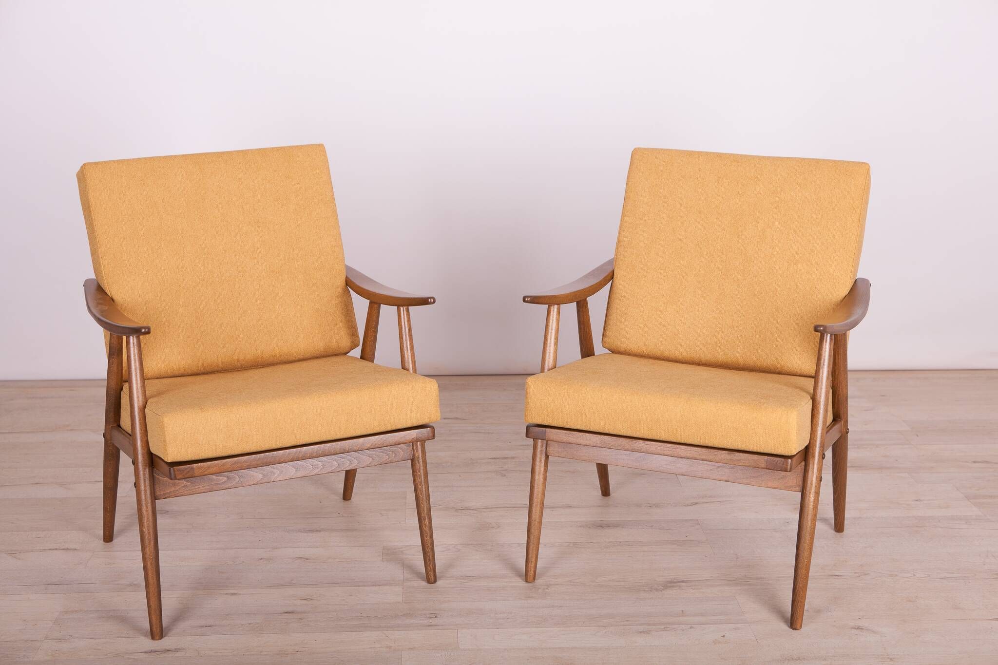 Fauteuils de TON, 1960s, Set de 2