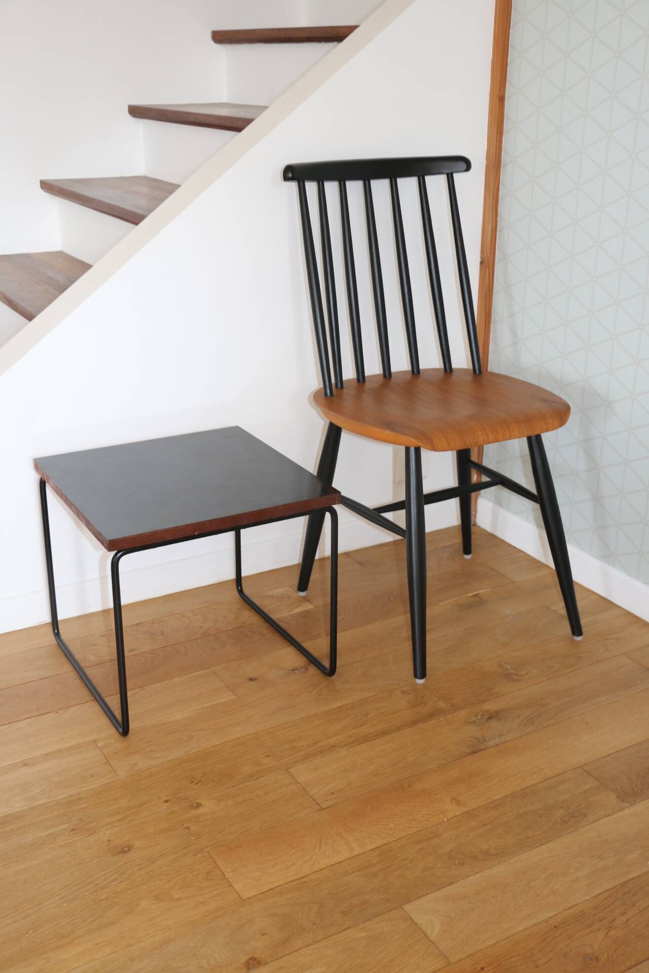 Guariche Steiner flying coffee table