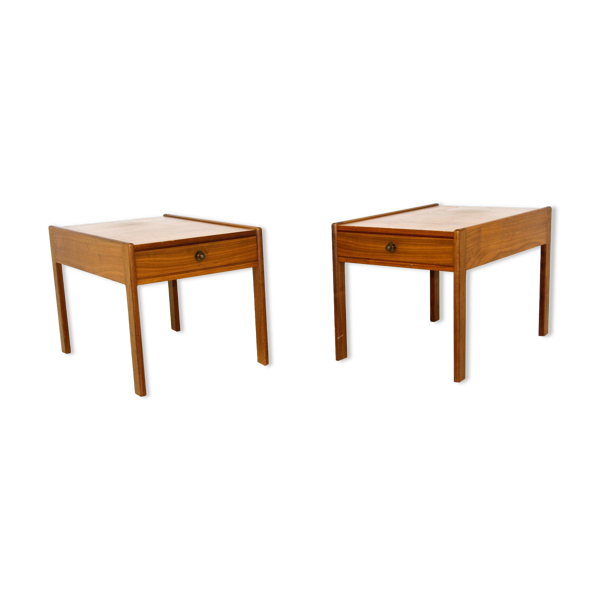Set de 2 tables de chevet en noyer, Suède, 1960