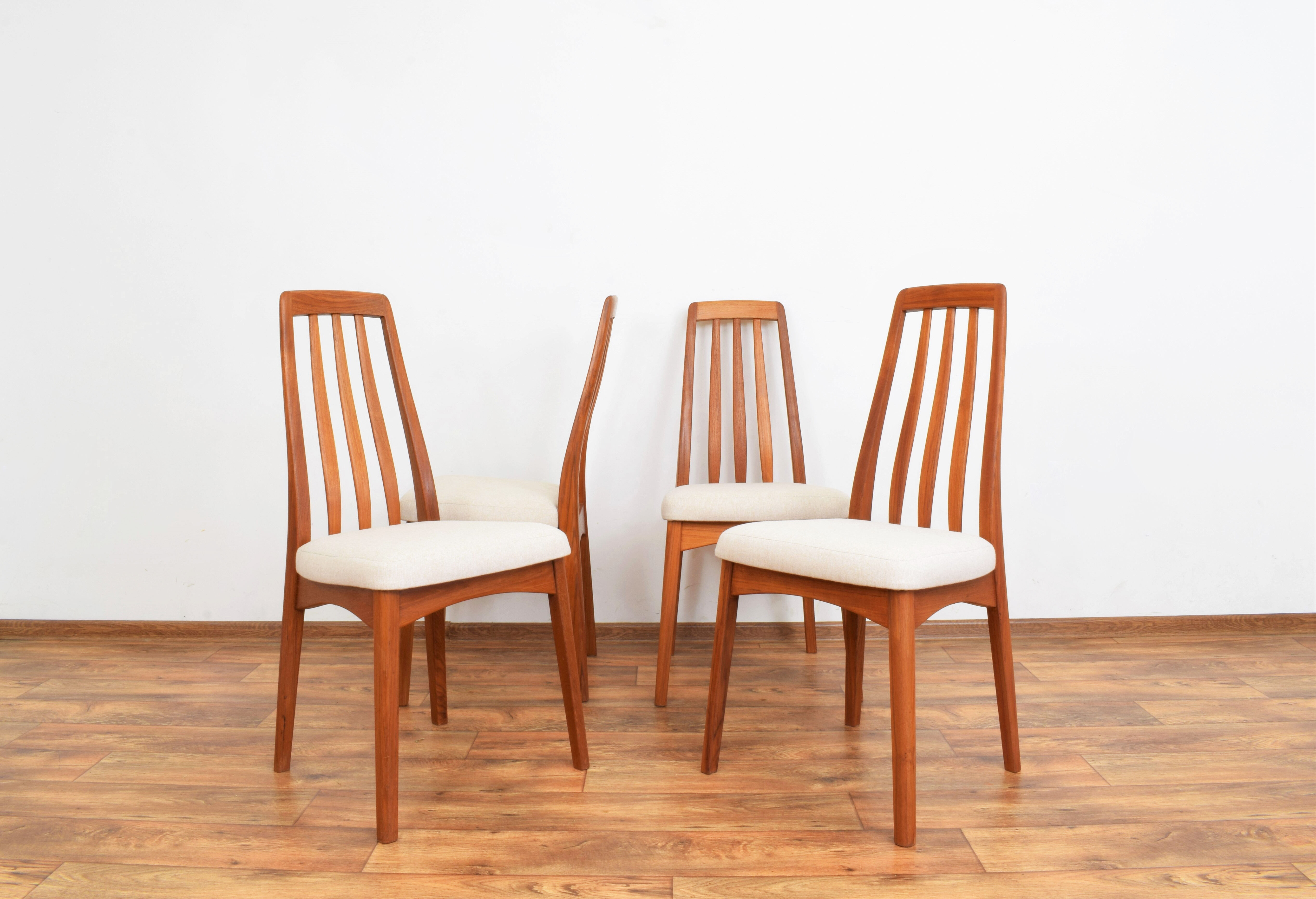 Mid-Century Teak Dining Chairs by Benny Linden, 1970s, Set of 4