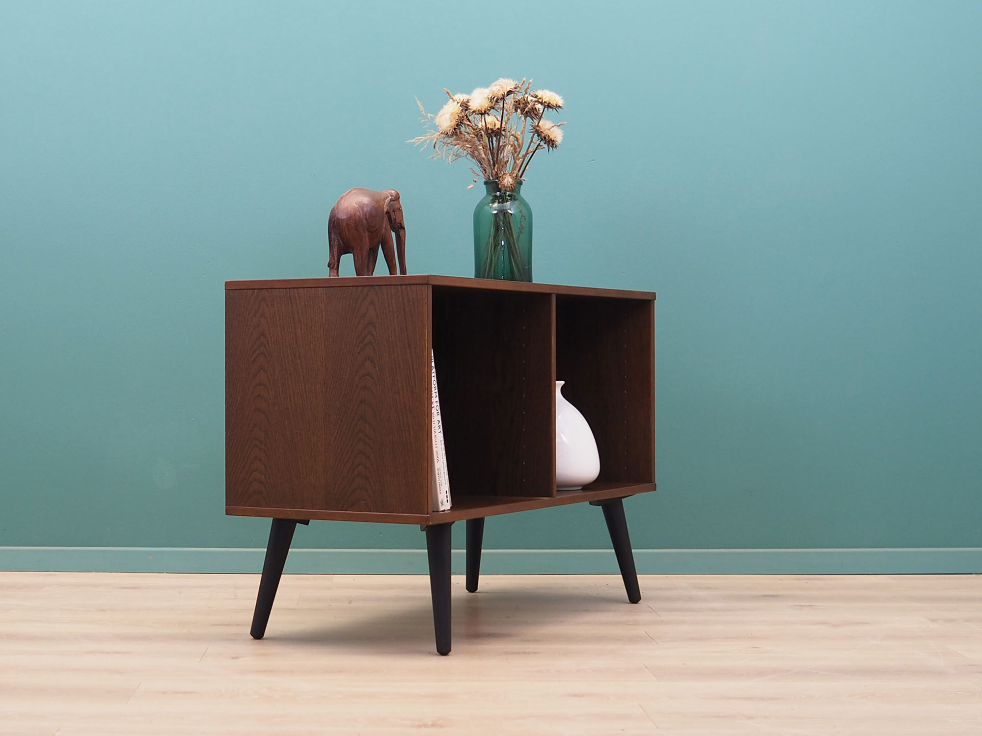 Oak bookcase, Danish design, 1970s, production: Denka