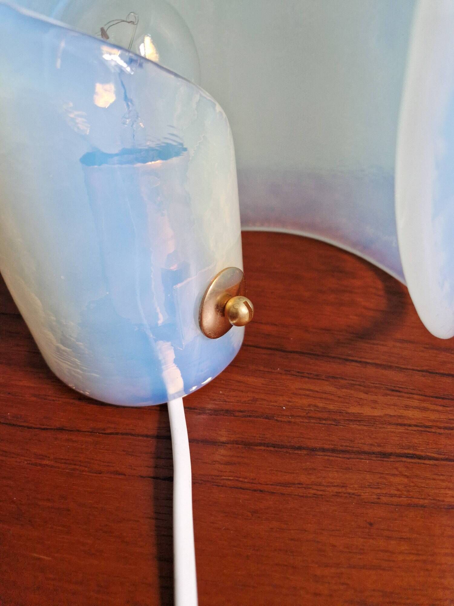 Opalescent glass spiral lamp from Murano, La Murrina, 1970-80.