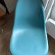 4 Chaises Eames de couleur bleue  turquoise