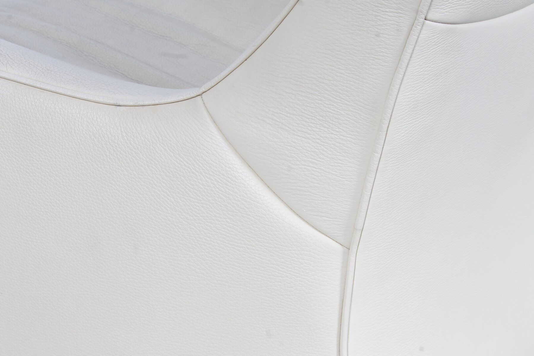 White DS264 model long chair by Matthias Hoffmann for de Sede 1980s