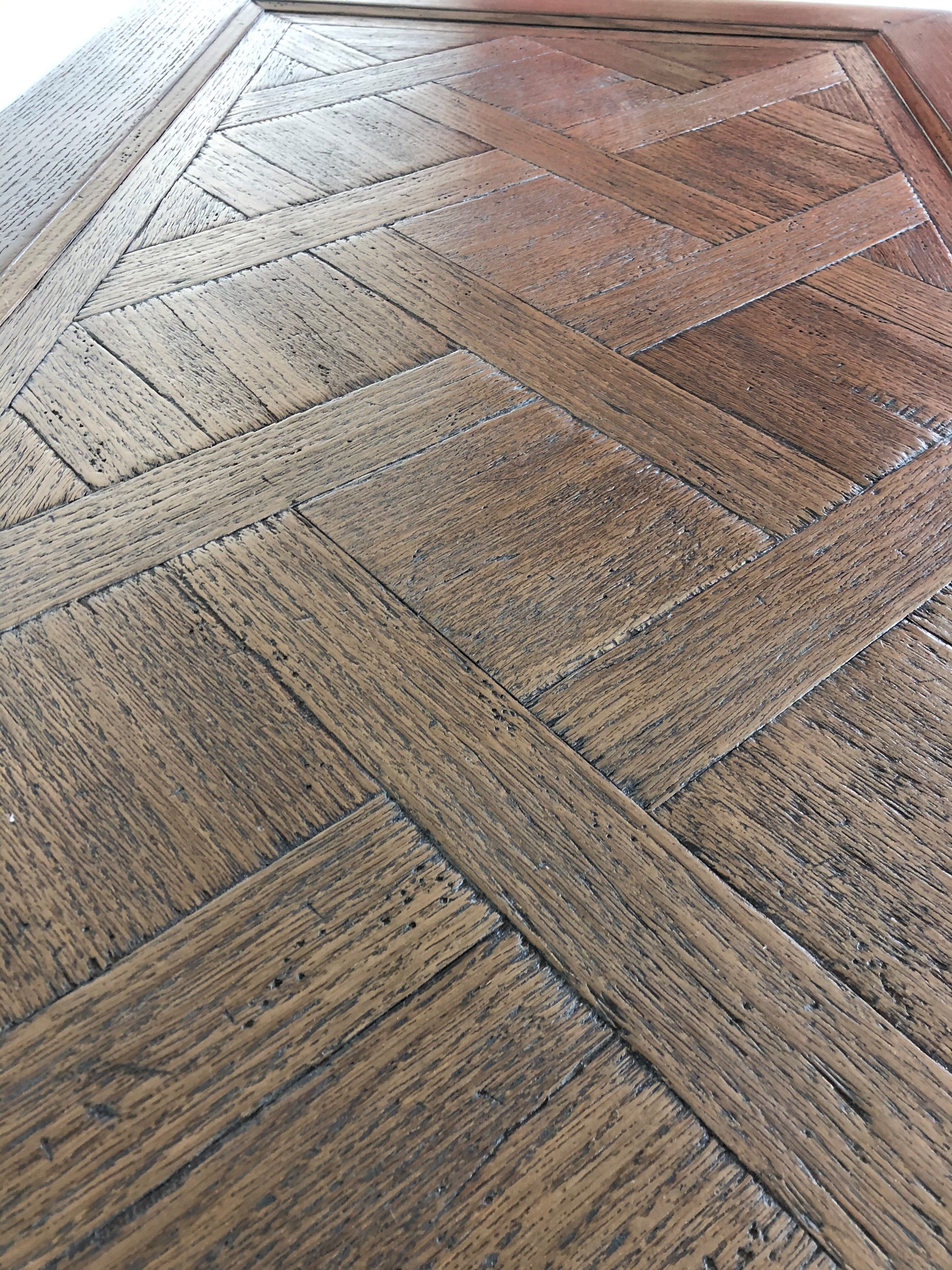 Coffee table Louis XV oak