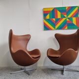Pair of Arne Jacobsen Egg chairs by Fritz Hansen