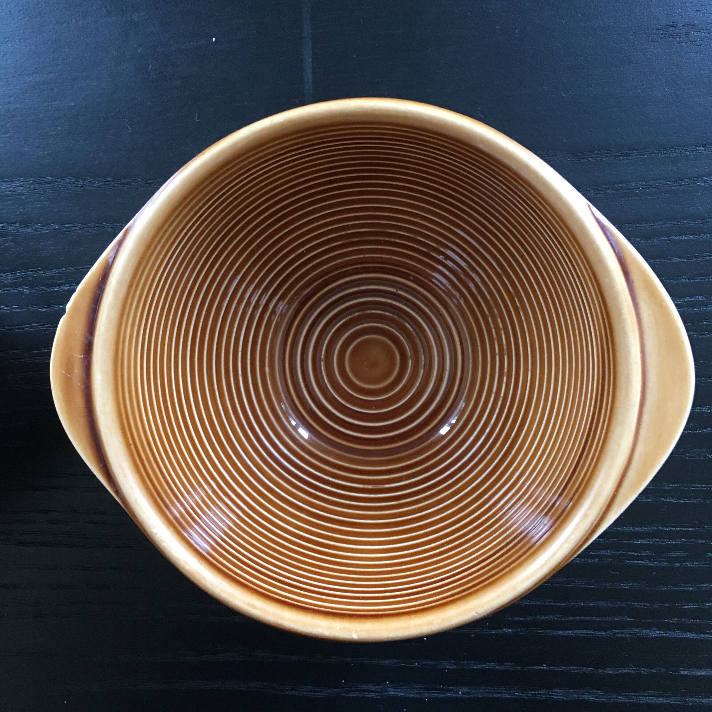 Lot 2 bowls yellow Provencal