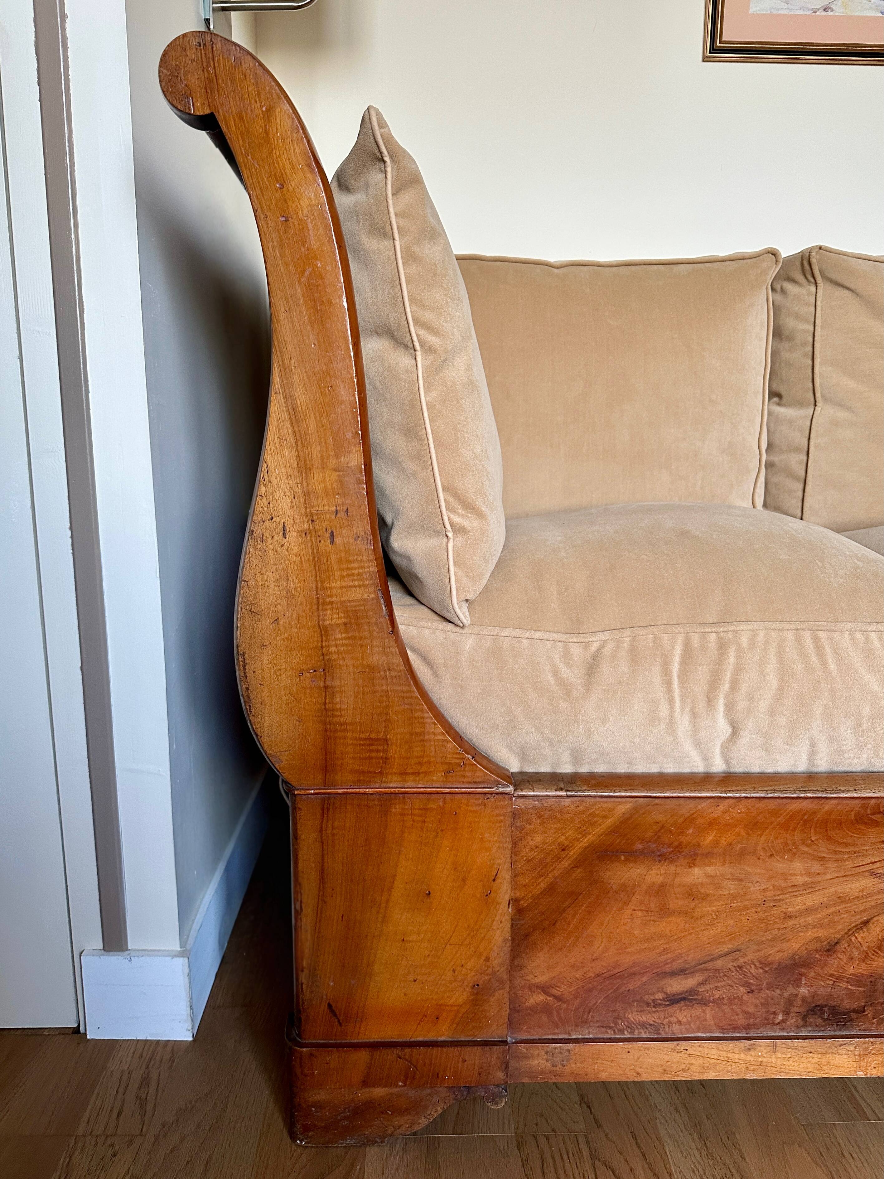 Antique 19th century mahogany sofa bed