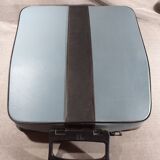 Typewriter olivetti lettera 32