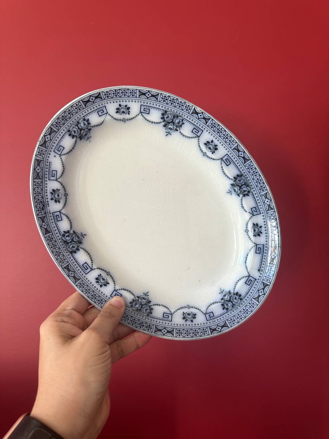 Oval English plate