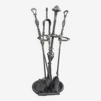 Old bronze fireplace servant decor medallion shovel clamp brooms