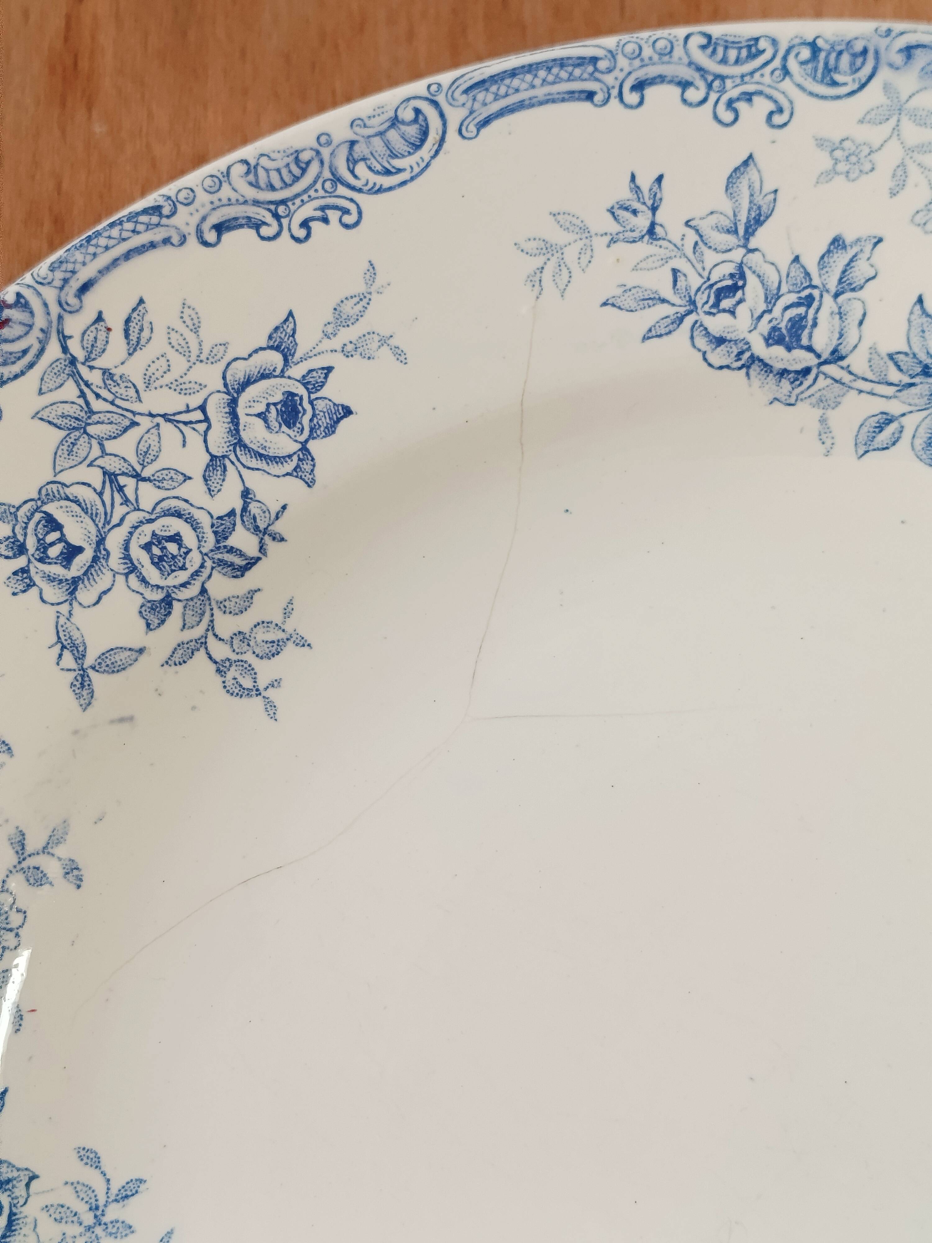 Set of 3 dessert plates in Nimy ironstone.