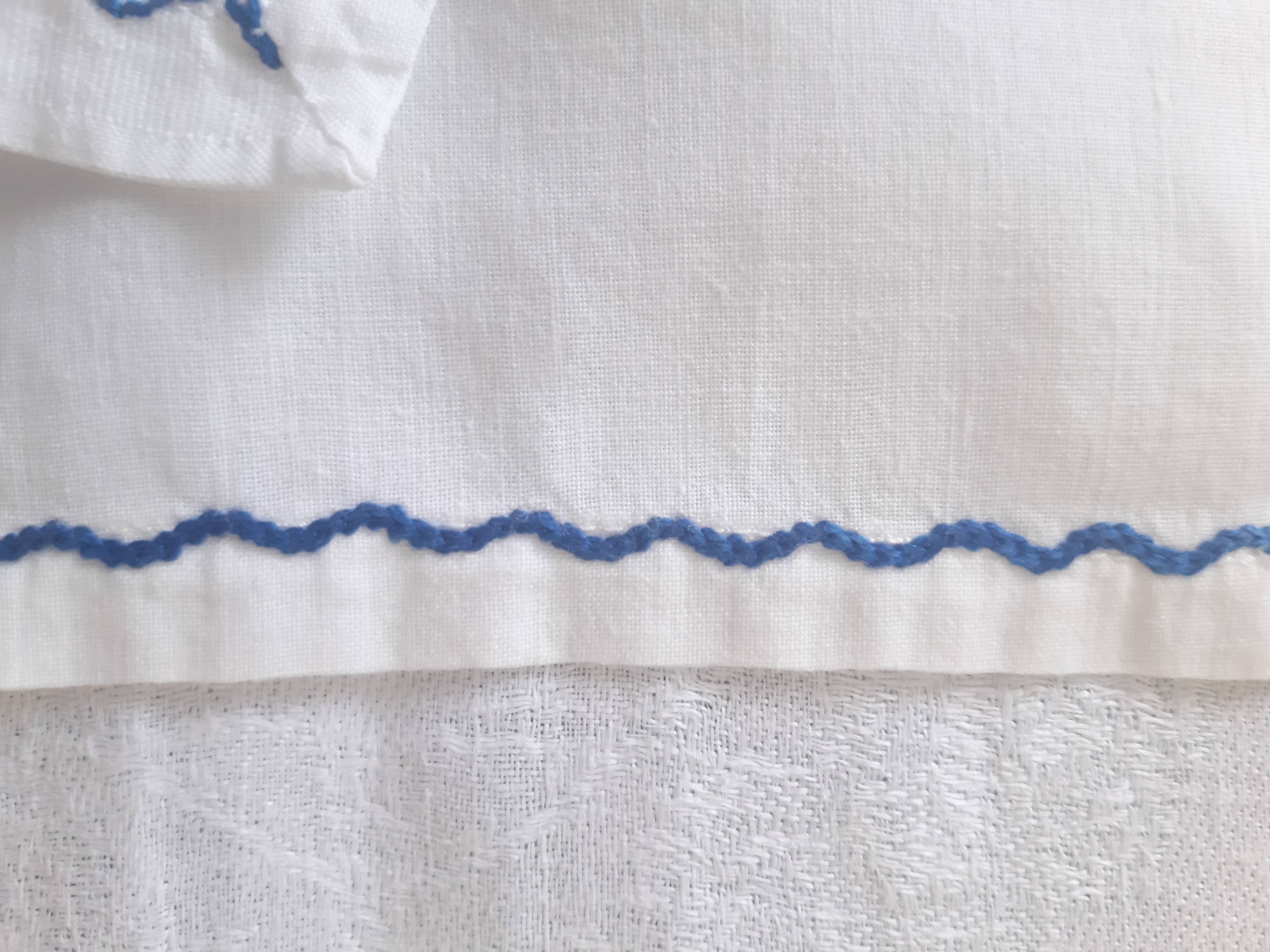 Tea tablecloth & napkins