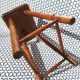 Tabouret bois vernis