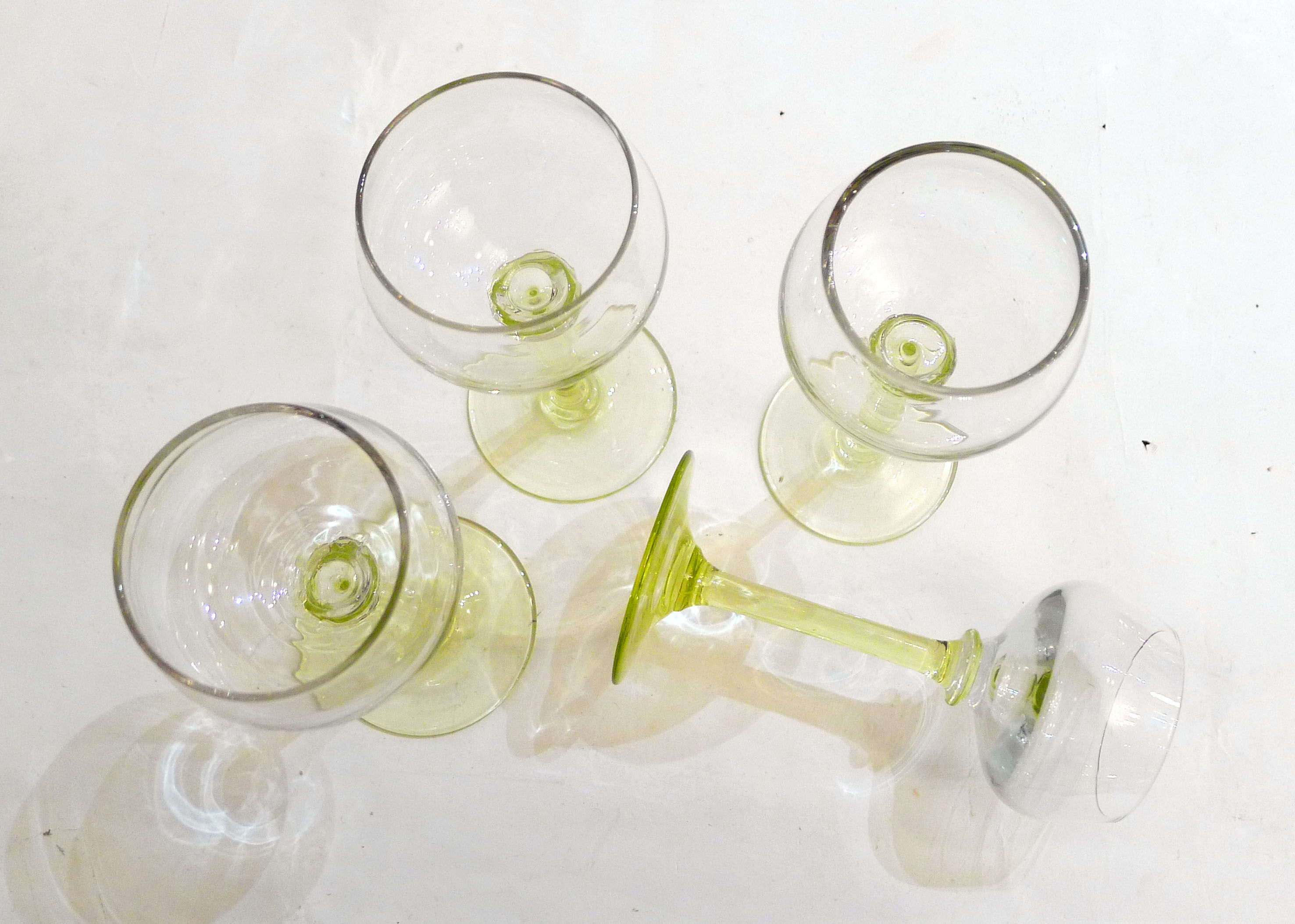 Set de 4 verres à pied vintage