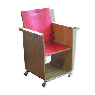 Chair on wheels, modular, Scandinavian style
