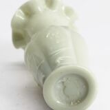 Vase en opaline