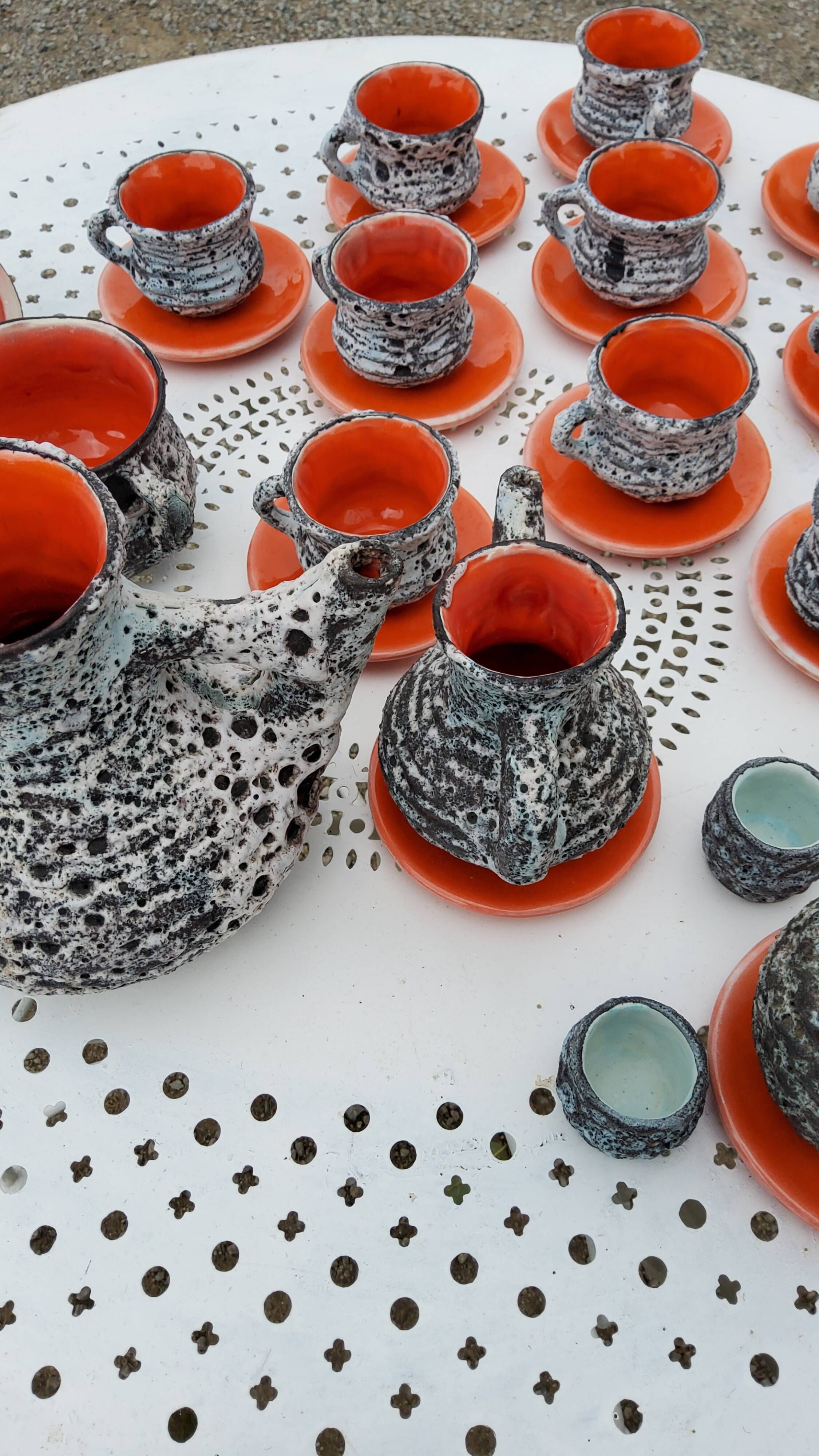 Coffee service and liqueur service of the 70s in faience of Vallauris