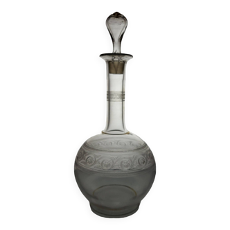 Carafe en cristal de Baccarat modèle athenienne