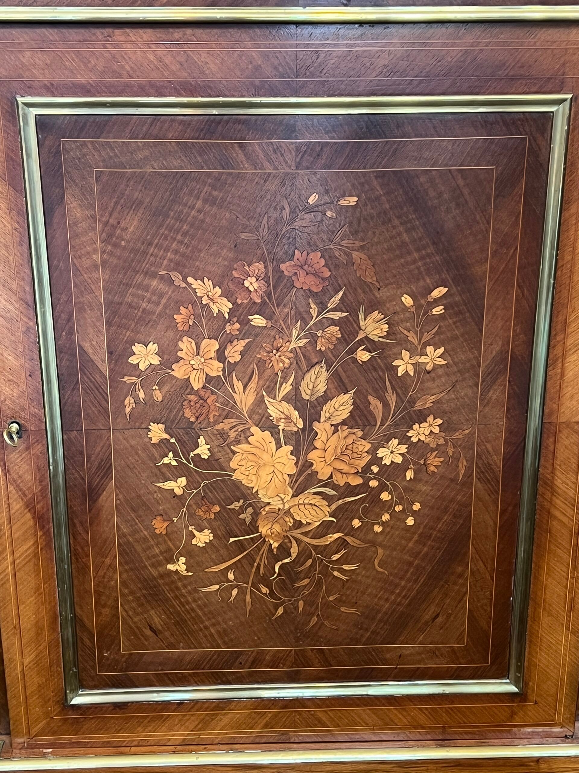 Napoleon III sideboard, rosewood and floral marquetry, 19th century