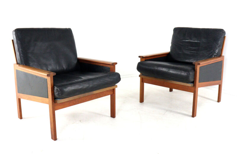 Illum Wikkelso for Niels Eilersen Capella armchair