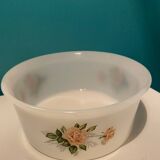 Arcopal salad bowl