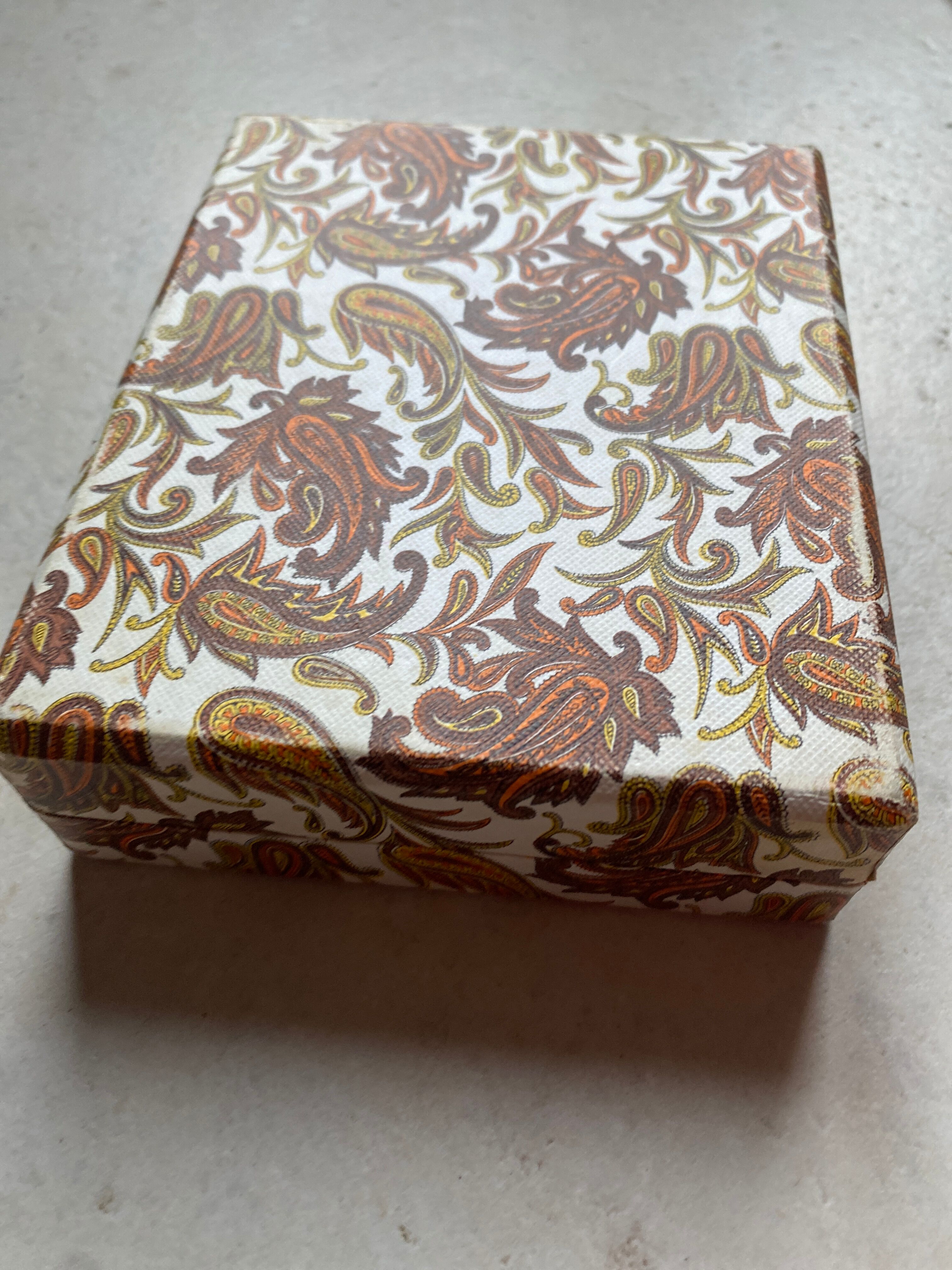 Écrin et fourchettes à gâteau vintage