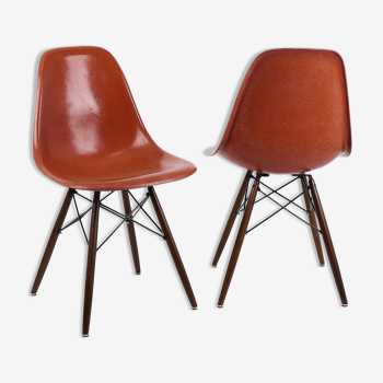 Chaises DSW de Charles & Ray Eames 1972