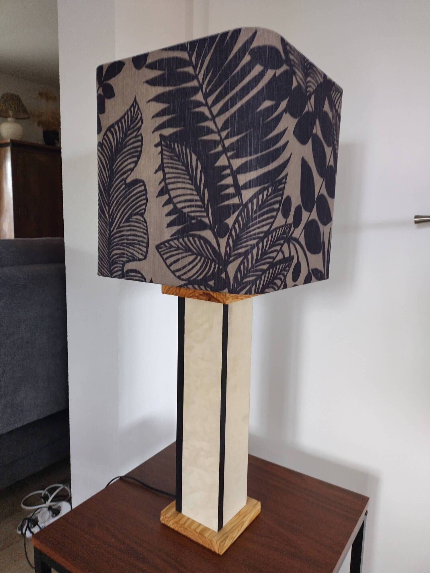 Contemporary lamp