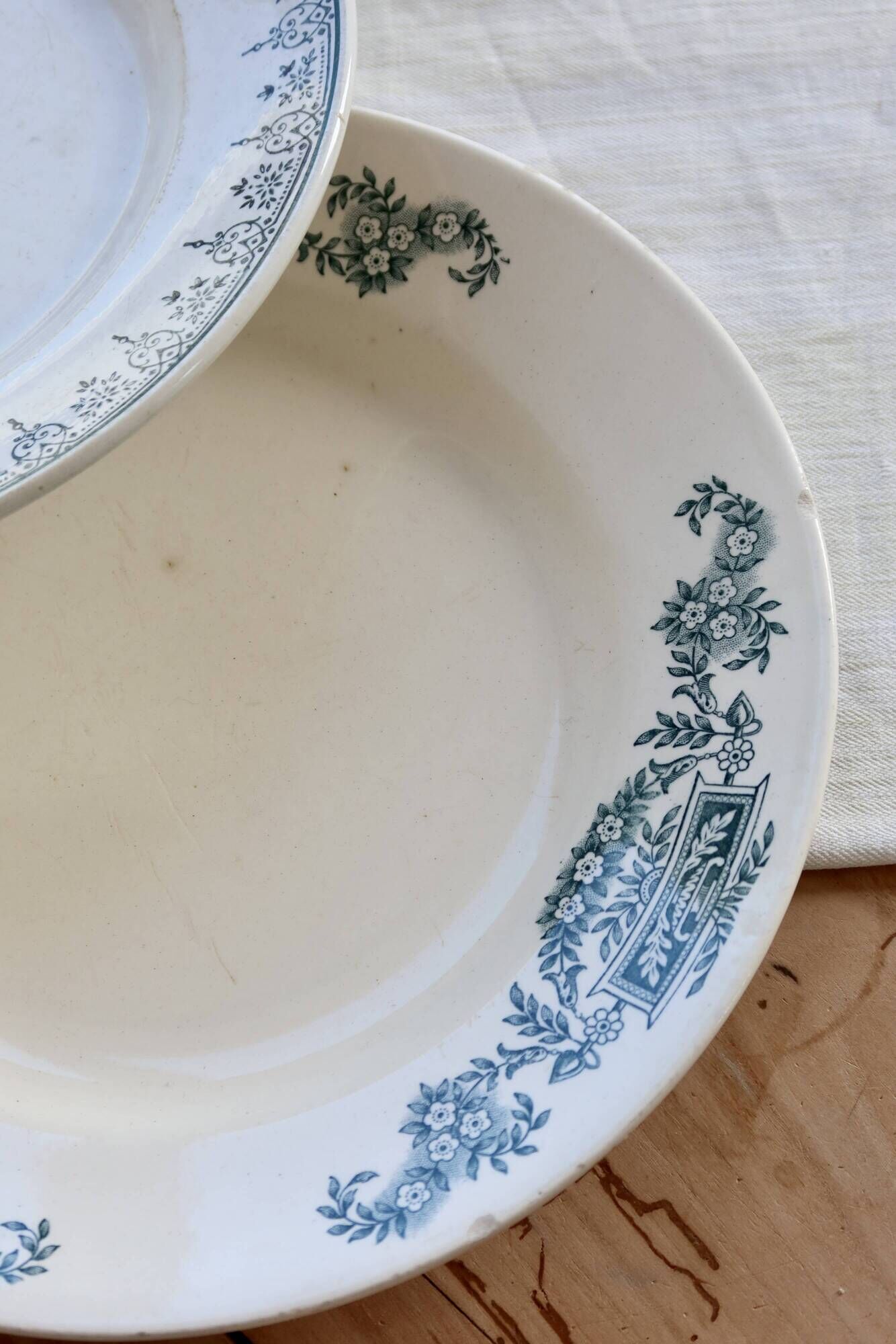 6 mismatched vintage ironstone plates – Green and blue patterns