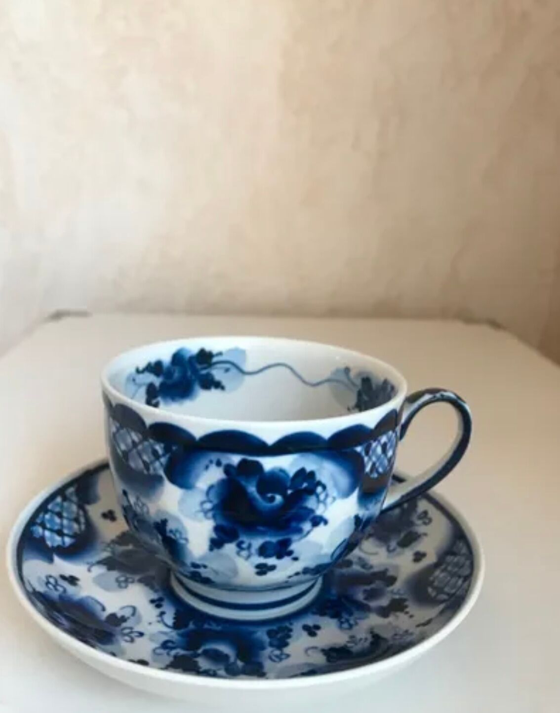 Set of cups and sugar bowl
