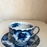 Set of cups and sugar bowl