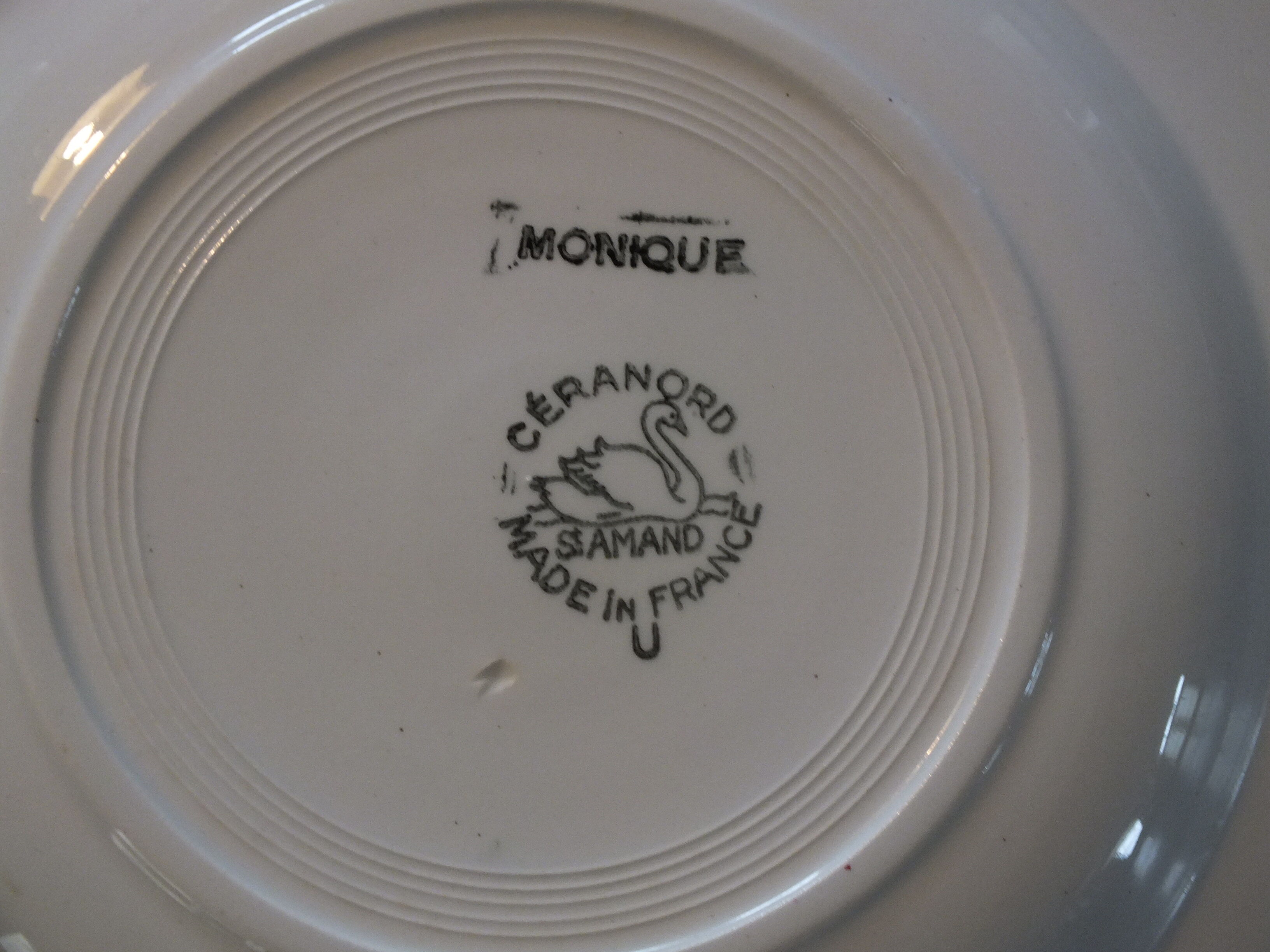 3 plates St Amand Céranord model Monique