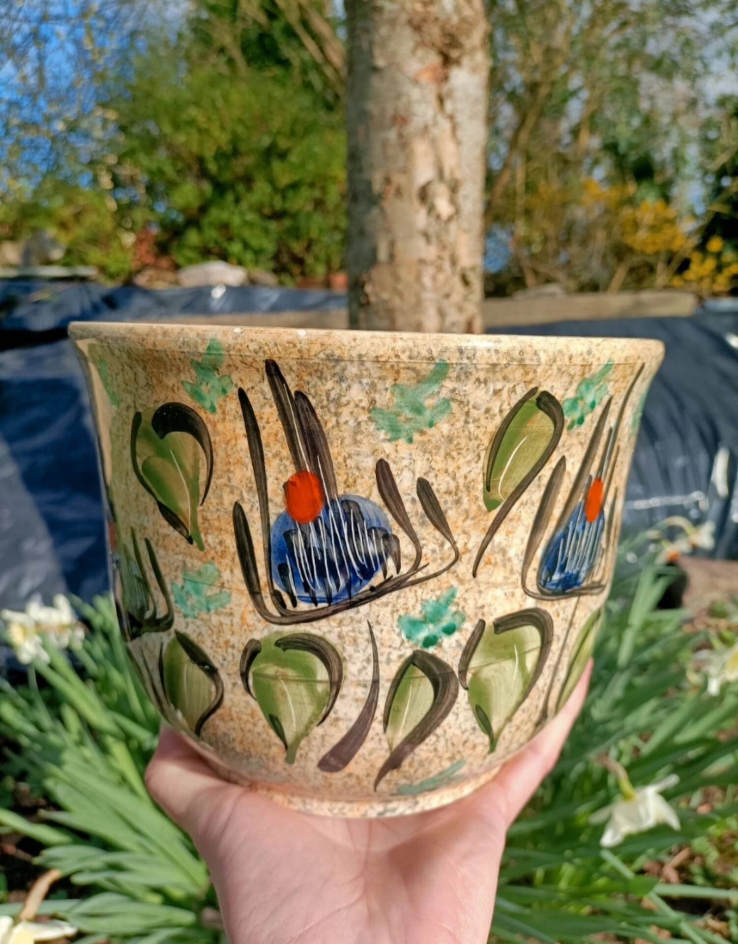 Vase / Flower pot ~ Vallauris 💐