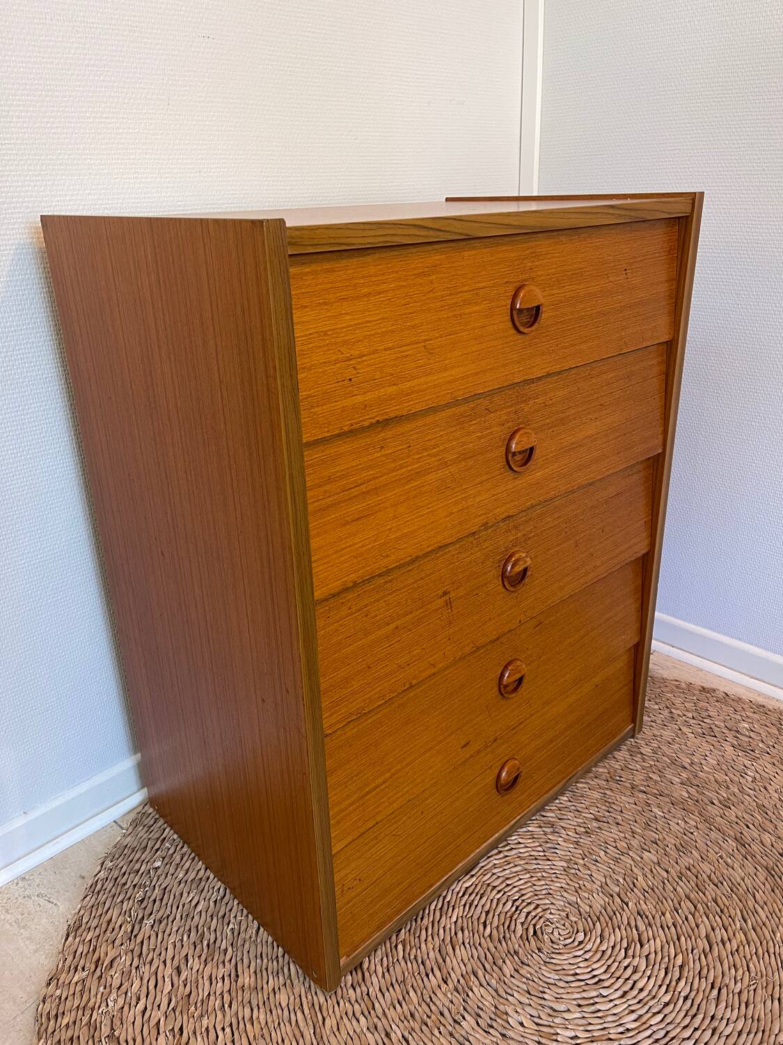 Vintage Scandinavian chest of drawers, 1960