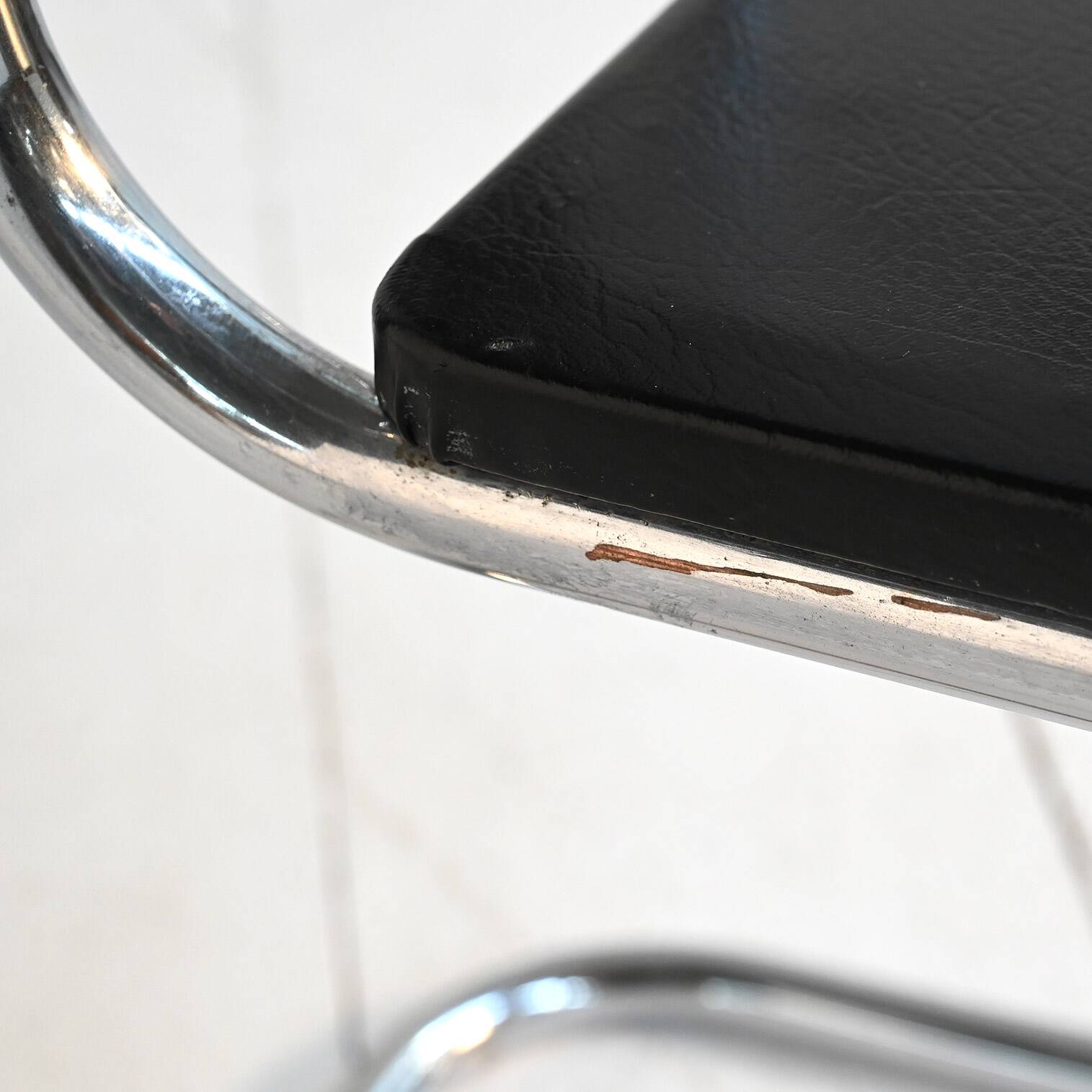 Scandinavian cantilever armchair in Bauhaus style, 1930s