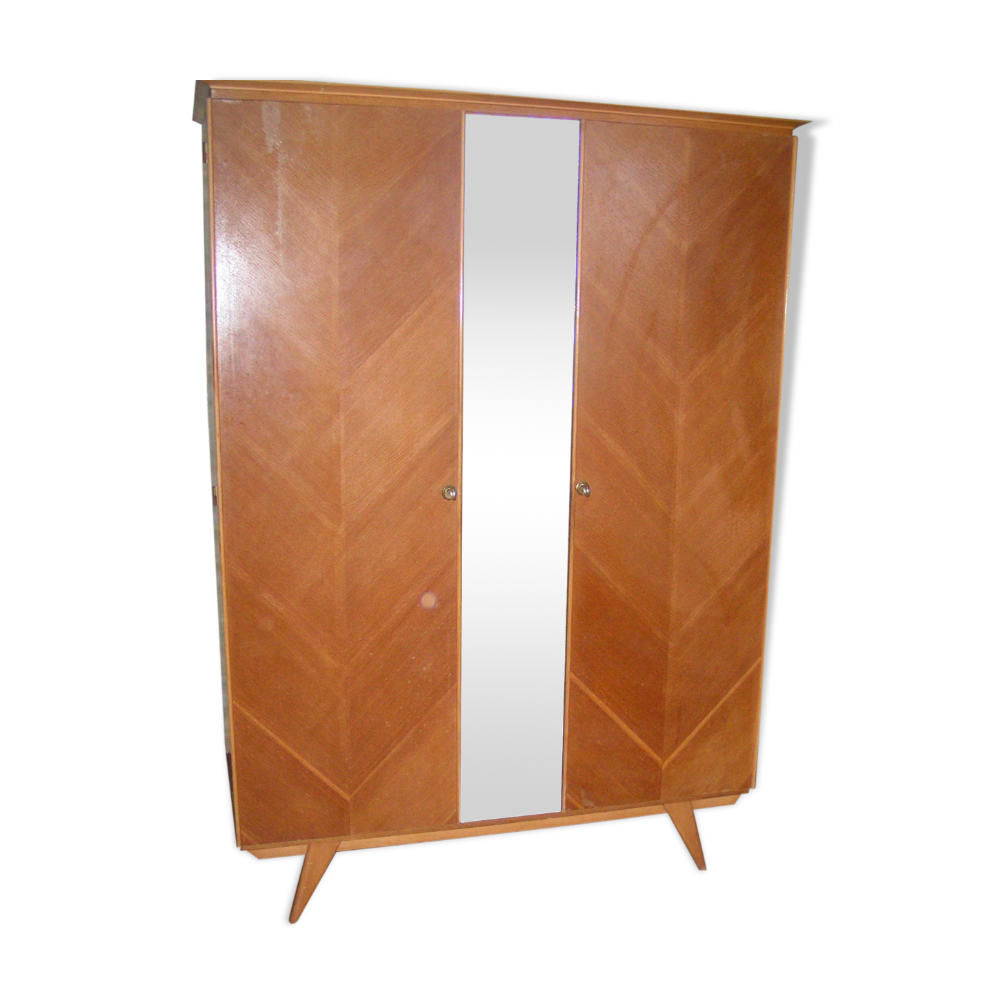 50-foot compass cupboard