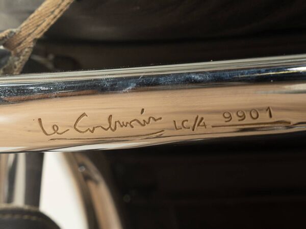 Cassina   Le Corbusier, Pierre Jeanneret & Charlotte Perriand LC4 chaise longue