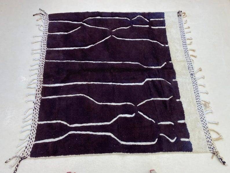 Artisanal Moroccan rug 200cm x 300cm
