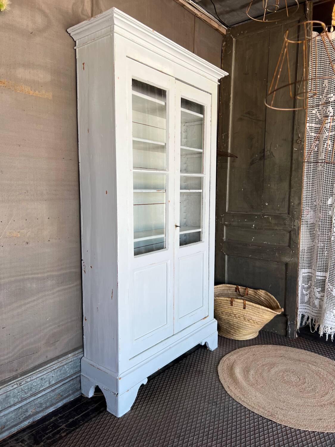 Former SLIM display case