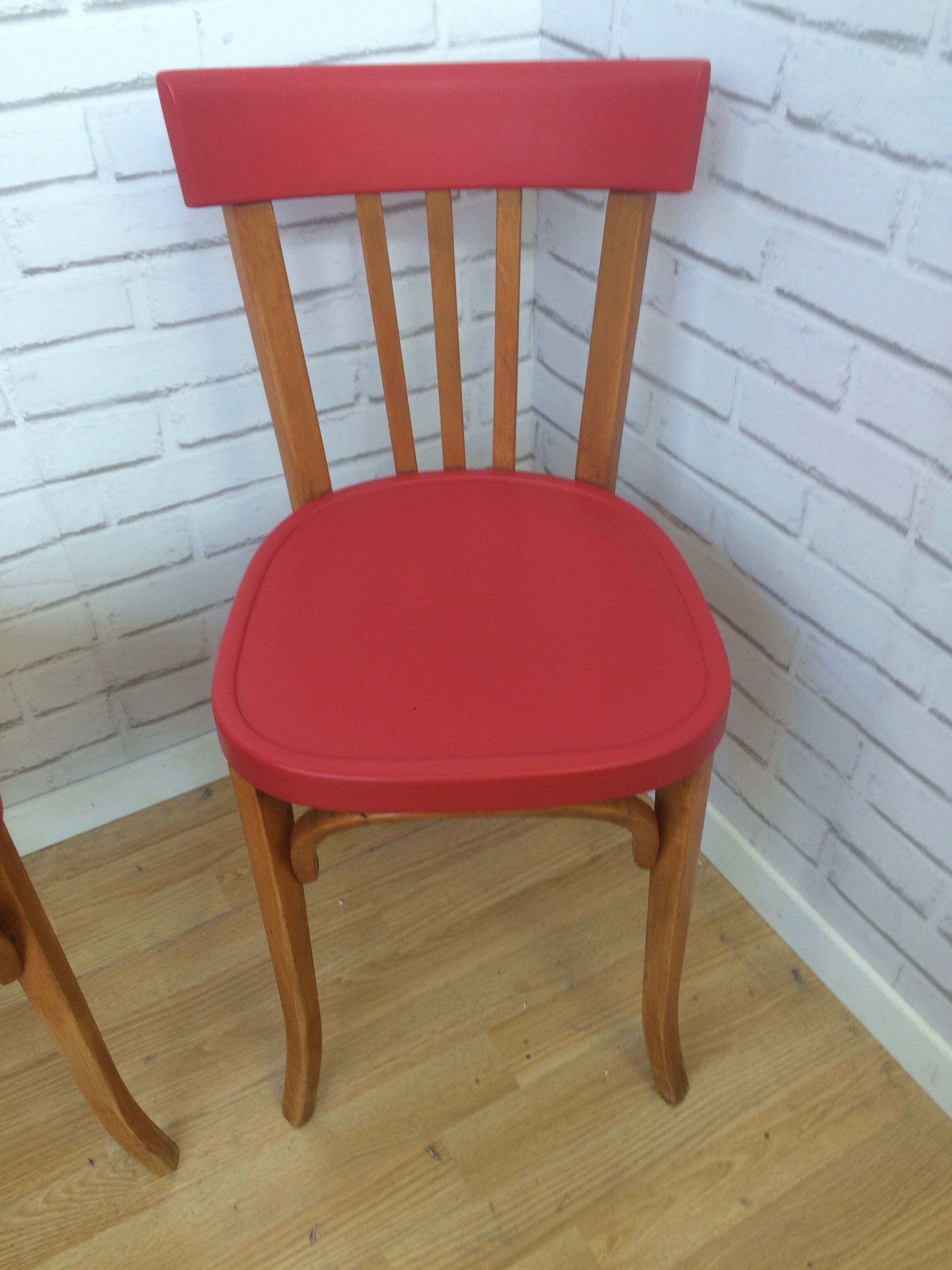 Lot of 2 Baumann chairs